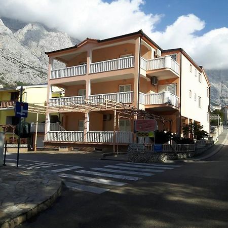 House Vida Goraleks Hotel บาชกาโวดา ภายนอก รูปภาพ