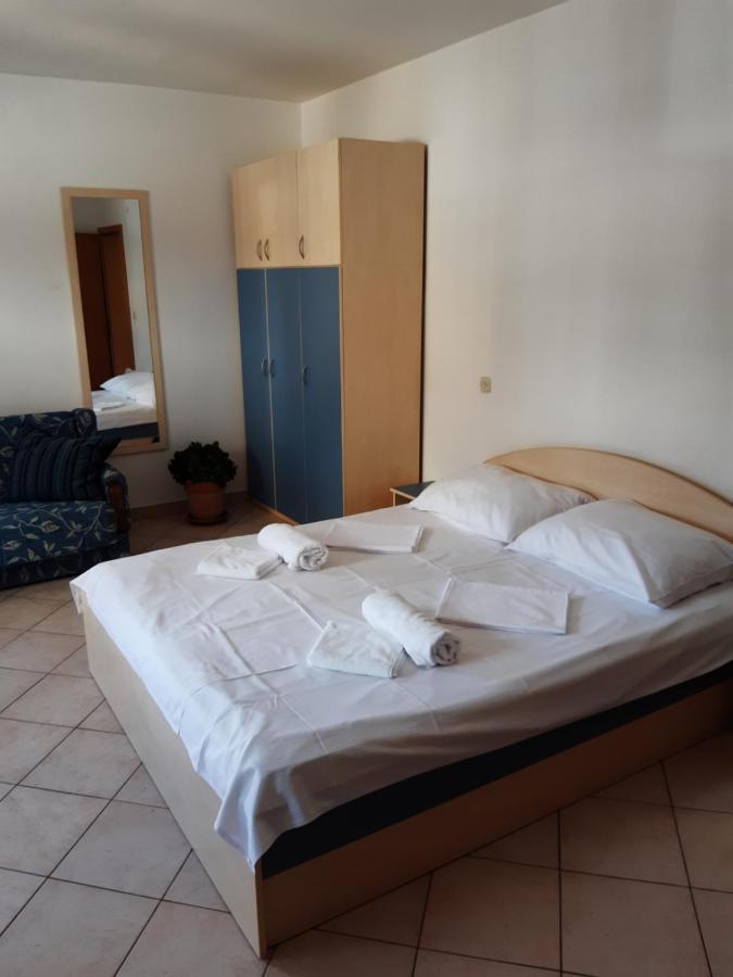 House Vida Goraleks Hotel บาชกาโวดา ภายนอก รูปภาพ